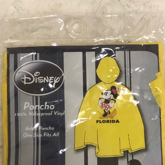 Disney Minnie Mouse Poncho - Picture 3 of 3